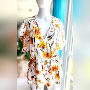 Criss-cross Front Floral Blouse